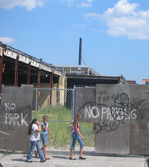 wbwalk.jpg
